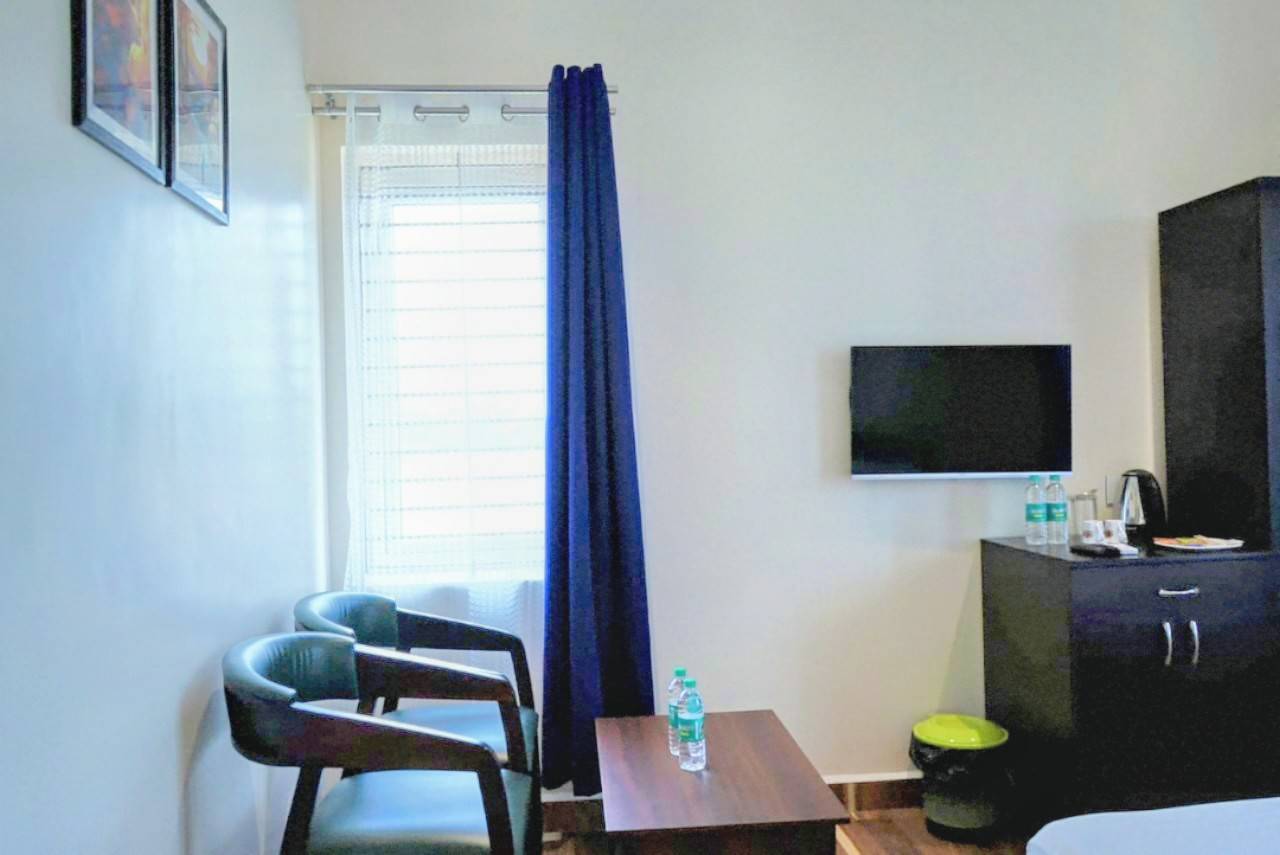 best resorts in murudeshwar